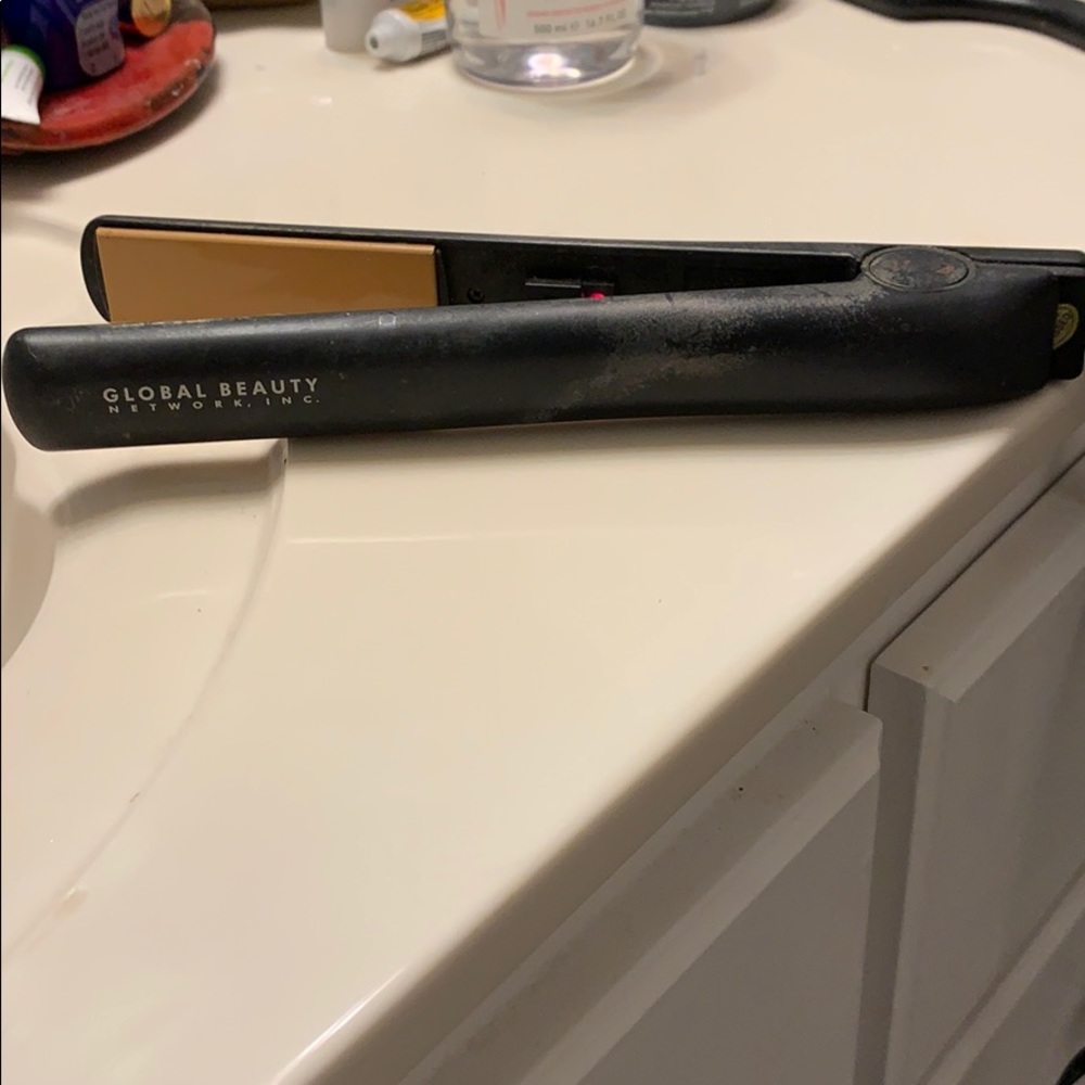 Used black chi straightener